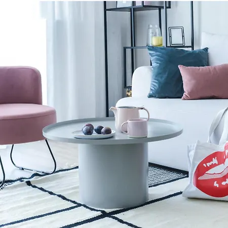 Apartment Bohema With Balcony Near Metro *