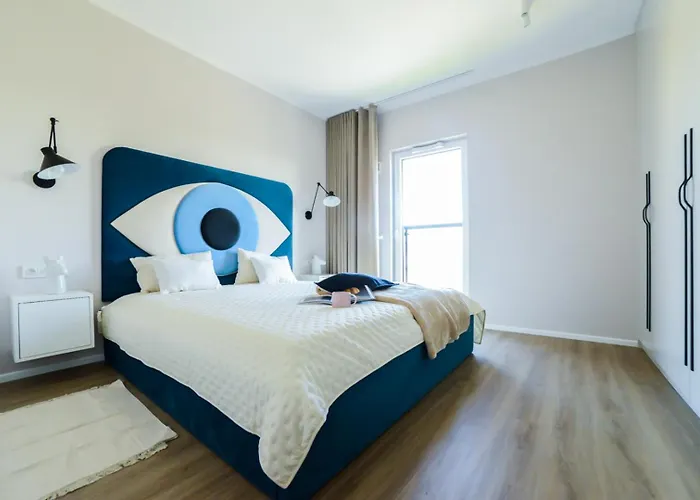 Bohema With Balcony Near Metro *